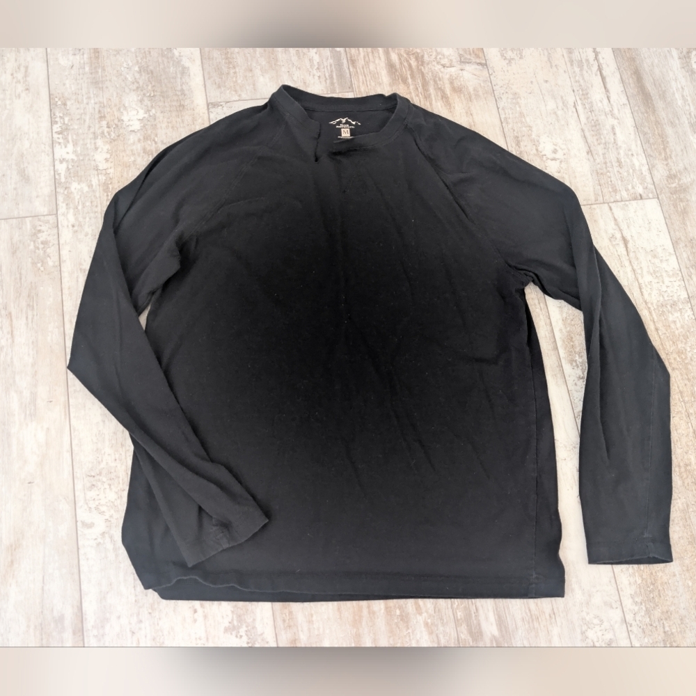 Men's Long-Sleeve Crewneck Shirt - Black